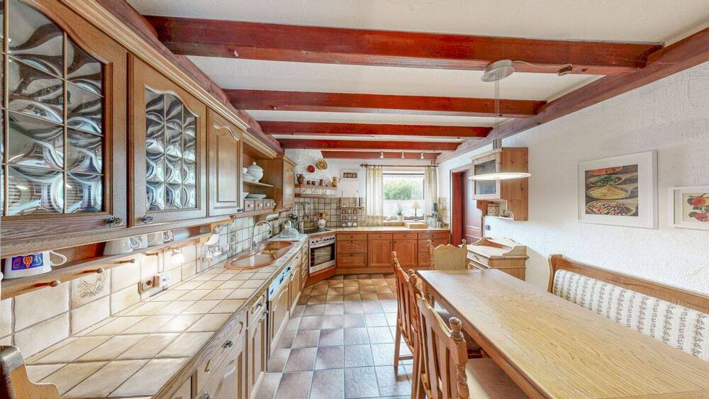 Einfamilienhaus Karlstadt - 9 Zimmer, 192 m&sup2;, 560.000&euro; | Angebot:25997016