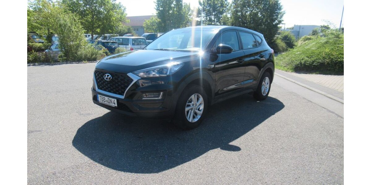 Hyundai TUCSON 121.000 km 12.990 € Tauberbischofsheim 97941