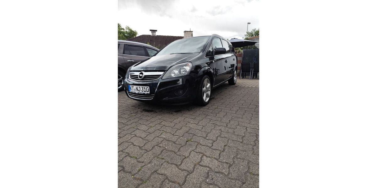 Opel Zafira 196.000 km 3.200 &euro; Kitzingen 97318