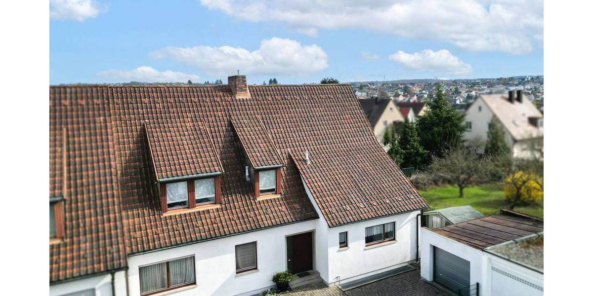 Doppelhaushälfte Höchberg - 7 Zimmer, 126 m&sup2;, 445.000&euro; | Angebot:26569710