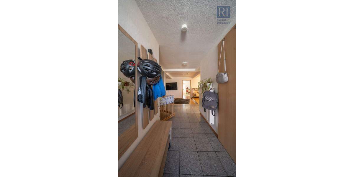 Etagenwohnung Oberpleichfeld - 4 Zimmer, 99 m&sup2;, 242.000&euro; | Angebot:25666651