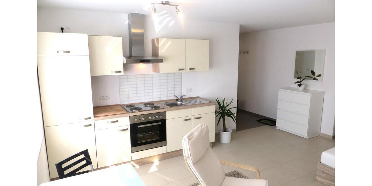 Modern möbliertes, helles Apartment in WaldbüttelbrunnWürzburg 1 zimmer