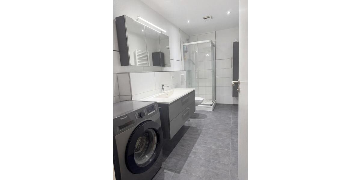 Etagenwohnung Würzburg - 5 Zimmer, 168 m&sup2;, 1.820&euro; | Angebot:26531530