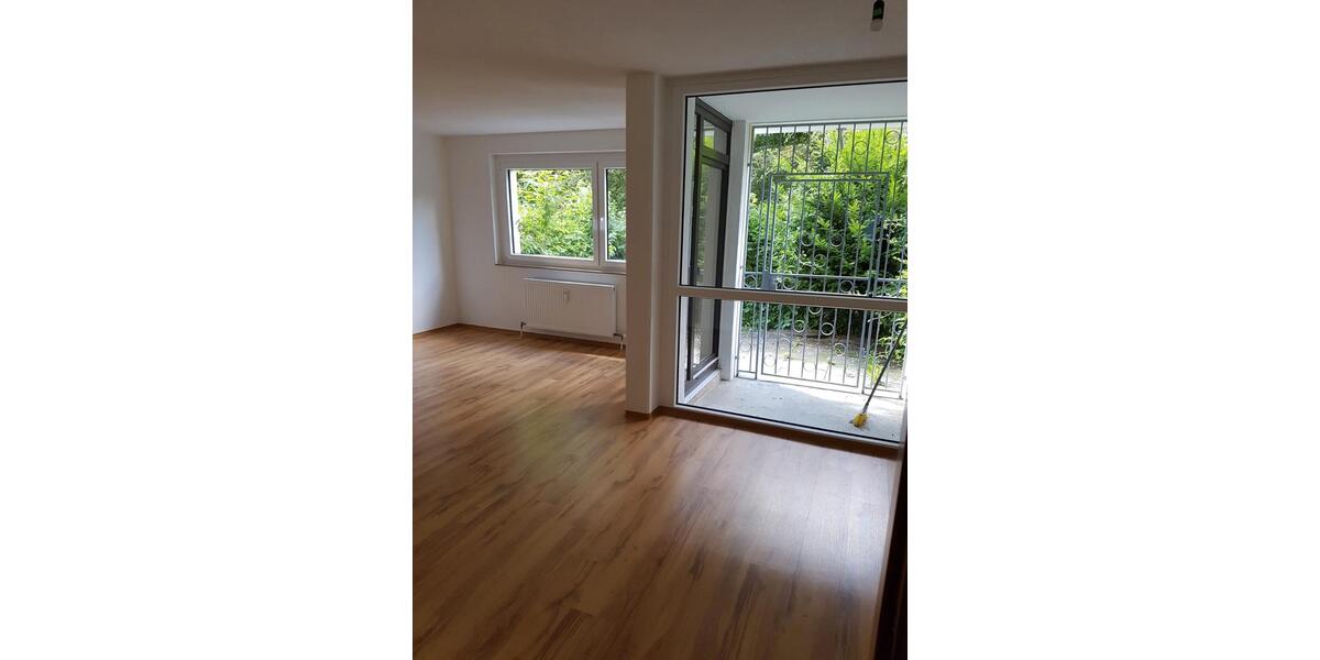 Erdgeschoßwohnung Würzburg Heuchelhof - 3 Zimmer, 80 m&sup2;, 319.000&euro; | Angebot:26096962