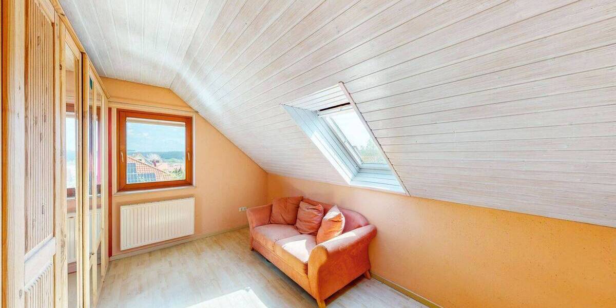 Mehrfamilienhaus, Wohnhaus Eisenheim Untereisenheim - 5 Zimmer, 110 m&sup2;, 495.000&euro; | Angebot:26723646