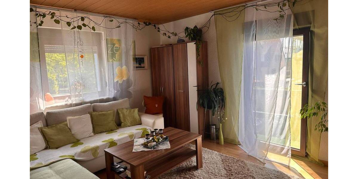 Einfamilienhaus Waldbüttelbrunn - 8 Zimmer, 189 m&sup2;, 509.000&euro; | Angebot:26824791