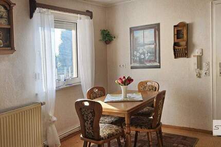 Haus Kirchheim - 7 Zimmer, 264.000&euro; | Angebot:24460619