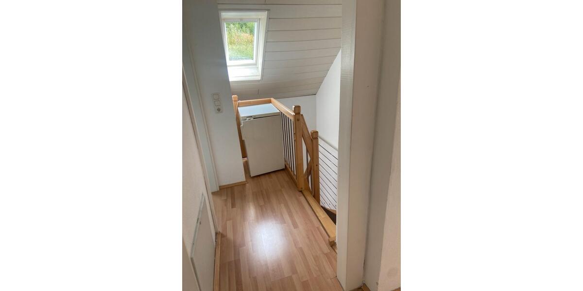 Etagenwohnung Würzburg Heuchelhof - 4 Zimmer, 100 m&sup2;, 1.400&euro; | Angebot:26233579