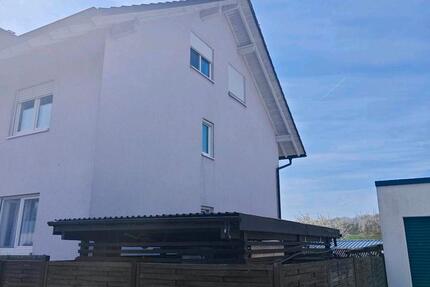 Wohnung Hafenlohr - 3 Zimmer, 71 m&sup2;, 580&euro; | Angebot:26120691