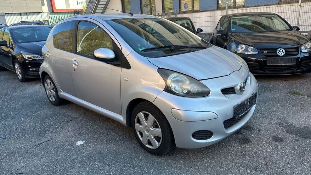 Aygo (X)