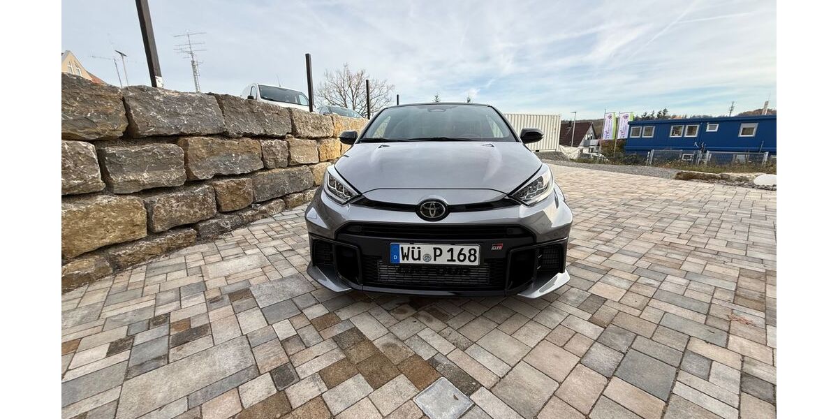 Toyota Yaris 7.300 km 42.600 &euro; Eisingen 97249