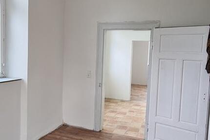 Schöne Helle u. Große 2 Zimmer Wohnung mit Blick aufs Grüne zimmer