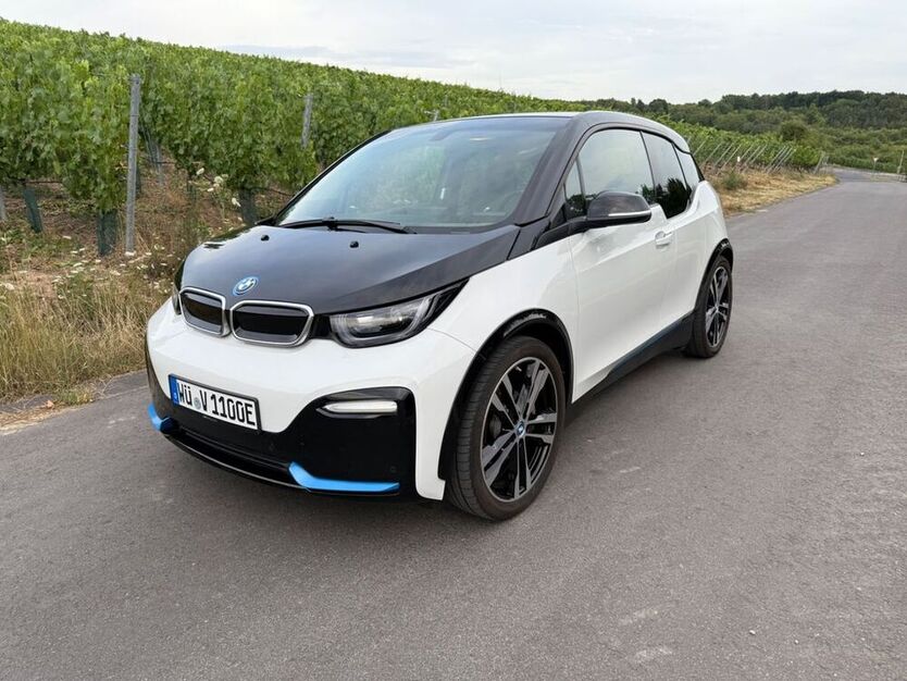 i3