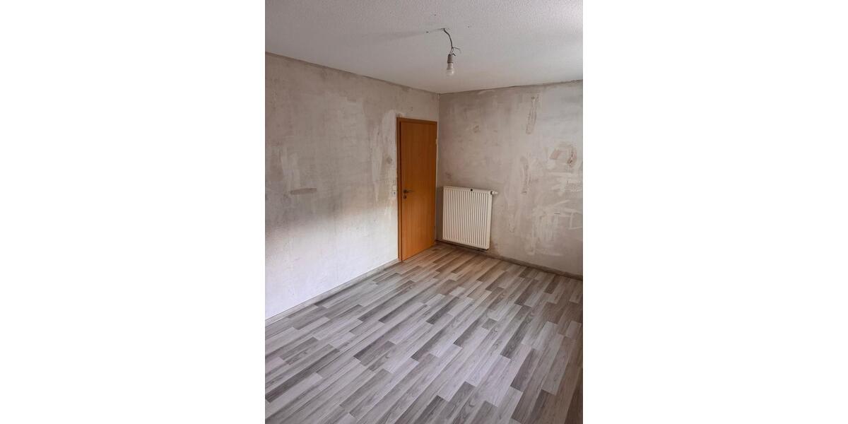Erdgeschoßwohnung Tauberbischofsheim - 3 Zimmer, 85 m&sup2;, 1.230&euro; | Angebot:26155611
