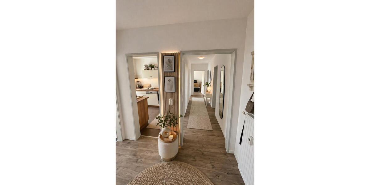 Hochparterre Würzburg Sanderau - 4 Zimmer, 88 m&sup2;, 310.000&euro; | Angebot:26255147