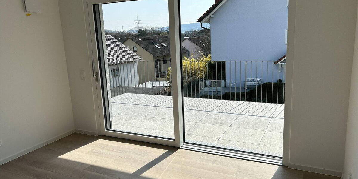 Etagenwohnung Zell am Main - 3 Zimmer, 108 m&sup2;, 1.570&euro; | Angebot:26020864