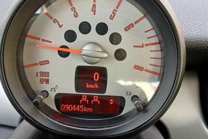 Mini ONE 91.000 km 6.800 € Prichsenstadt 97357