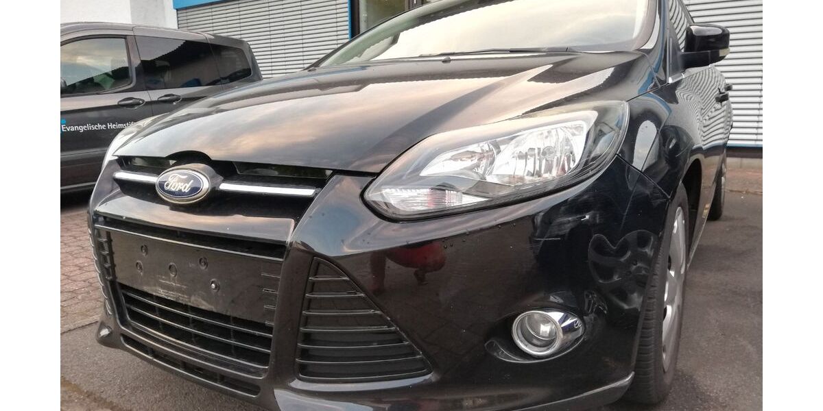 Ford Focus 164.000 km 2.900 &euro; Tauberbischofsheim 97941