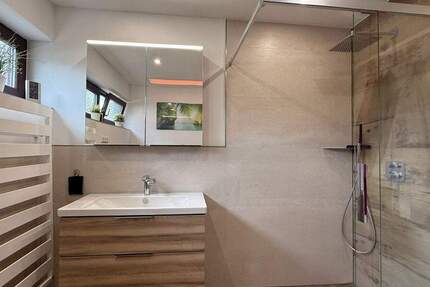 Provision und Kaufpreis gesenkt! 4-Zimmer-Wohnung zum Kauf mit Balkon, Garage und Stellplatz 4 zimmer