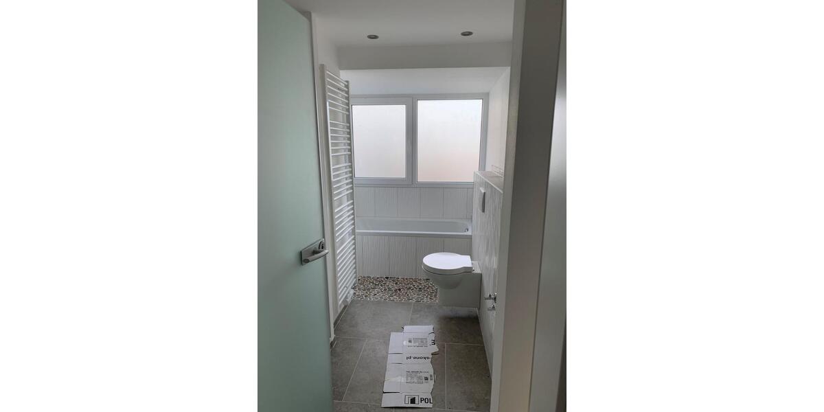 Tolle- 3 ZW mit ausgeb. DG in ruhiger Lage von Mainstockheim zimmer