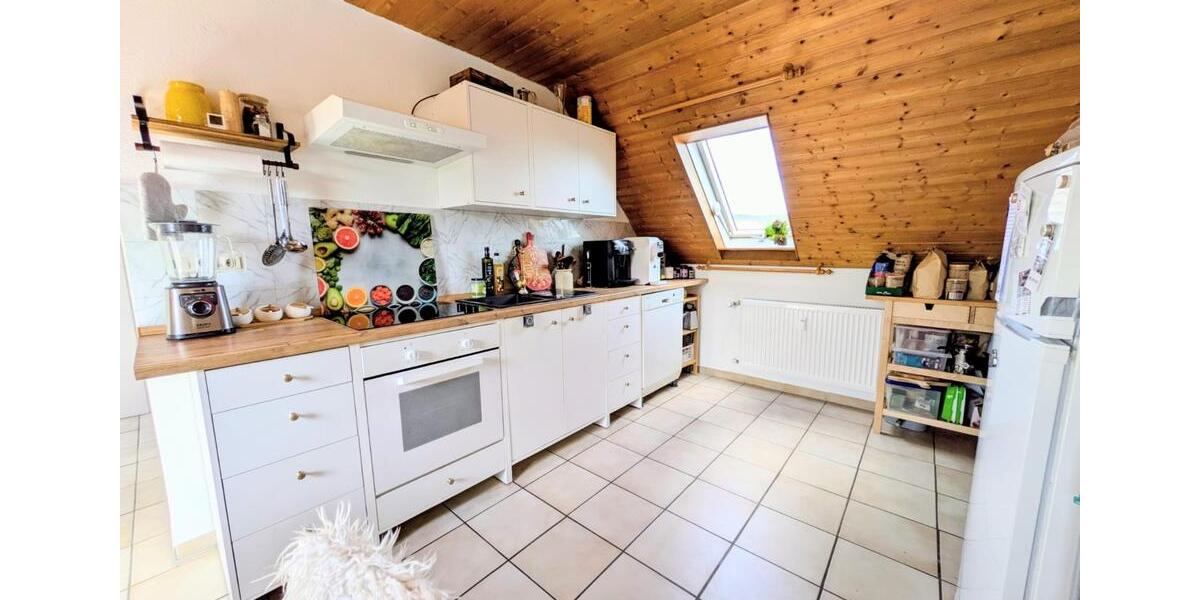 Dachgeschoßwohnung Leinach - 4 Zimmer, 94 m&sup2;, 740&euro; | Angebot:26288323