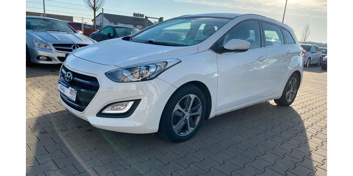 Hyundai i30 110.773 km 8.800 &euro; Bergtheim 97241