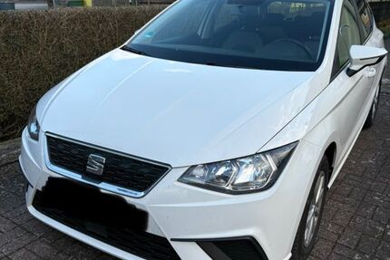 Seat Ibiza 88.000 km 8.200 &euro; Gaubüttelbrunn 97268