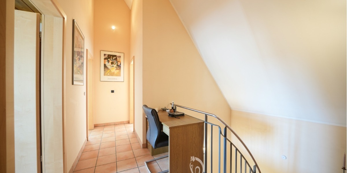 Traumhaftes Ensemble: Energieeffizientes (A) Einfamilienhaus mit Büro, großem Innenhof & Garten - Mehrfamilienhaus, Wohnhaus Fahr Fahr | Angebot:27248496