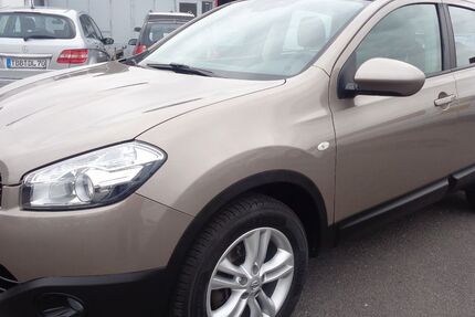 Nissan Qashqai 168.000 km 7.990 &euro; Tauberbischofsheim 97941