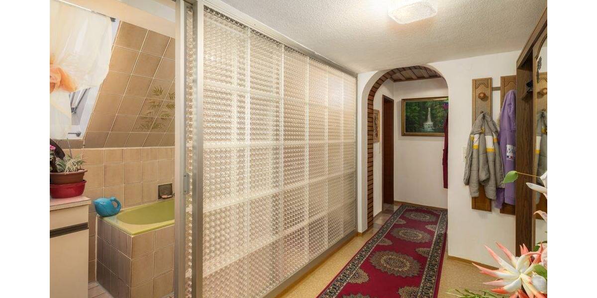 Mehrfamilienhaus, Wohnhaus Werneck / Zeuzleben Zeuzleben - 6 Zimmer, 196 m&sup2;, 199.000&euro; | Angebot:25731310