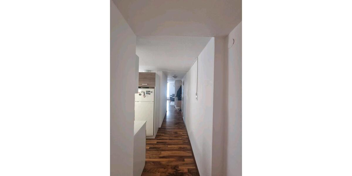 Mehrfamilienhaus, Wohnhaus Giebelstadt - 3 Zimmer, 64 m&sup2;, 900&euro; | Angebot:27617171