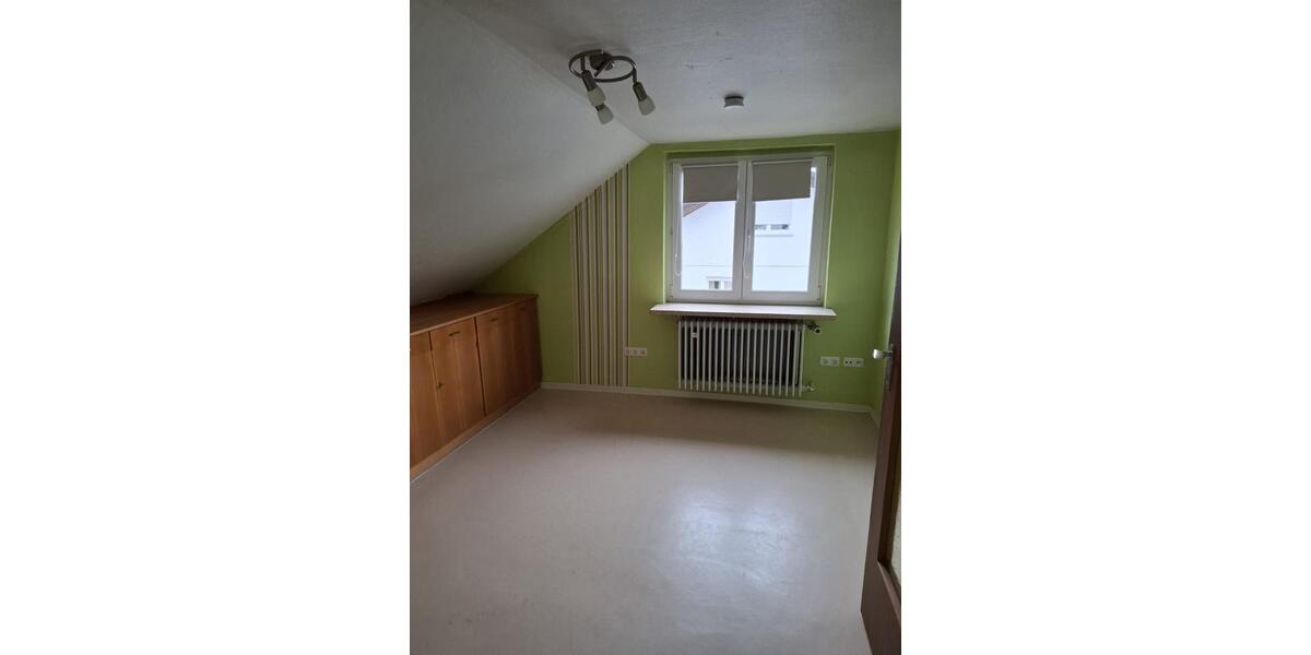Dachgeschoßwohnung Würzburg Dürrbachau - 3 Zimmer, 80 m&sup2;, 930&euro; | Angebot:26533143