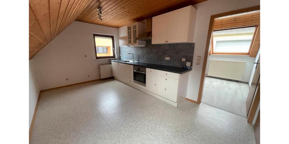 Dachgeschoßwohnung Wiesentheid - 1 Zimmer, 42 m&sup2;, 505&euro; | Angebot:26678744