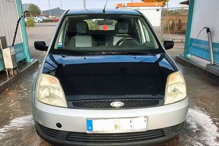 Ford Fiesta 347.610 km 650 € Wertheim 97877