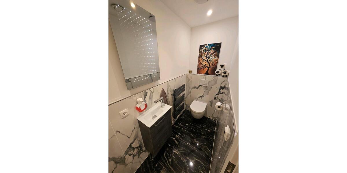 Einfamilienhaus Würzburg Heuchelhof - 7 Zimmer, 259 m&sup2;, 630.000&euro; | Angebot:26573083