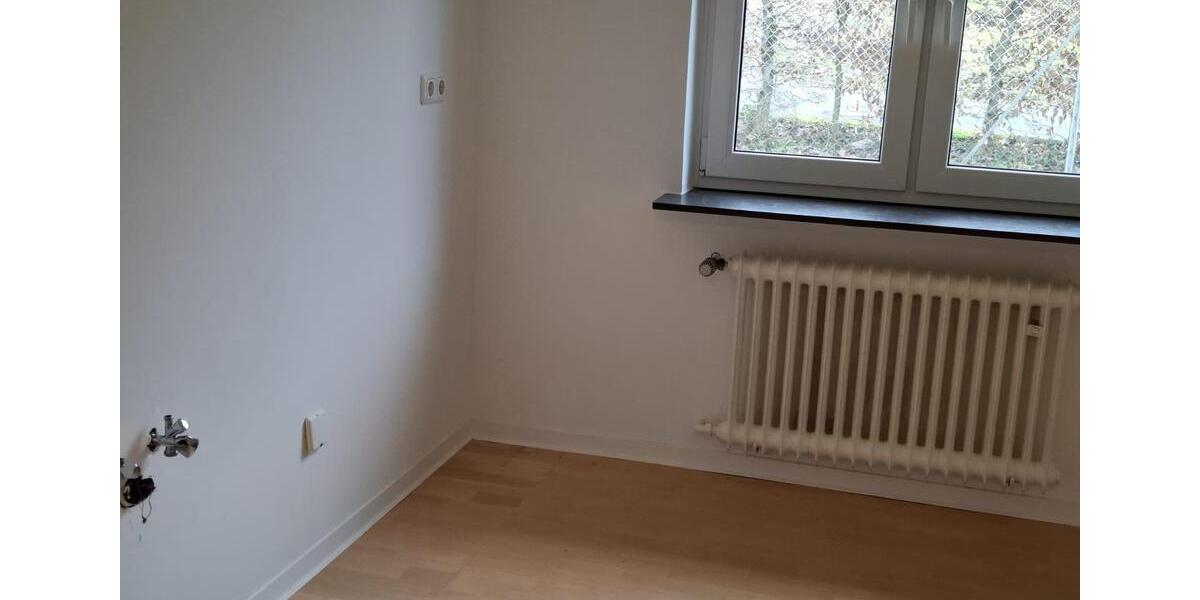 Erdgeschoßwohnung Würzburg Dürrbachau - 4 Zimmer, 106 m&sup2;, 1.500&euro; | Angebot:26533142