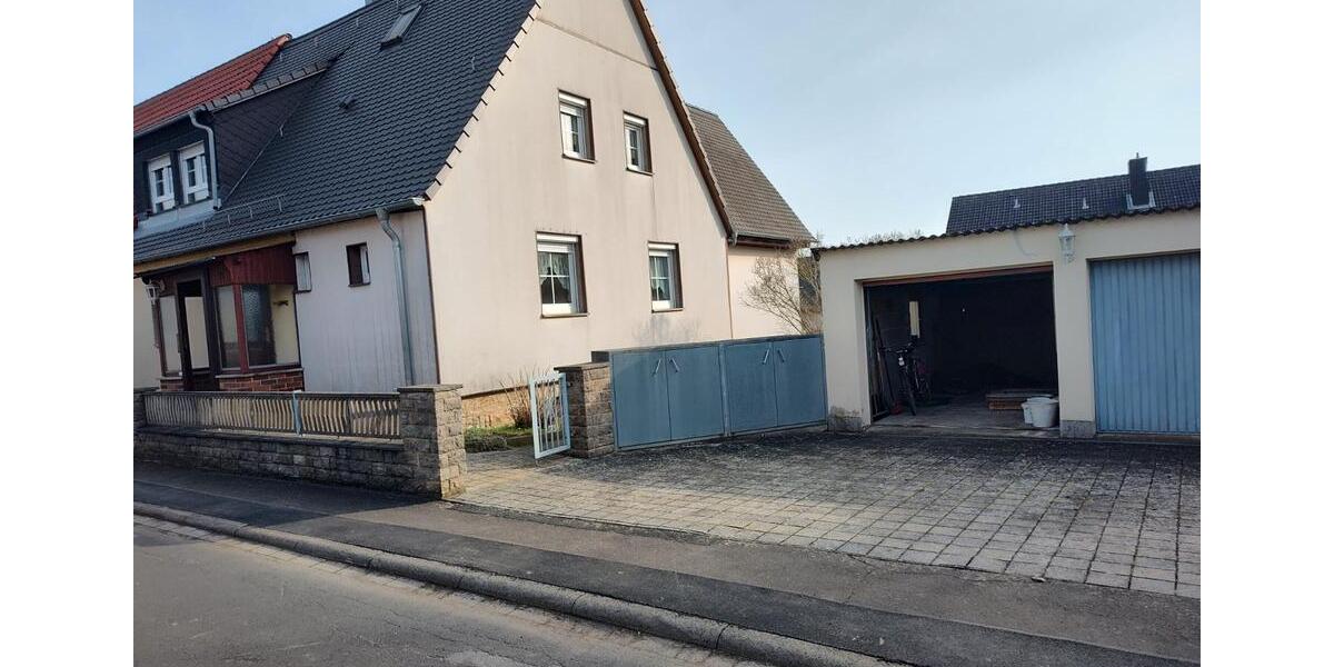 Doppelhaushälfte Giebelstadt - 6 Zimmer, 144 m&sup2;, 295.000&euro; | Angebot:26762801
