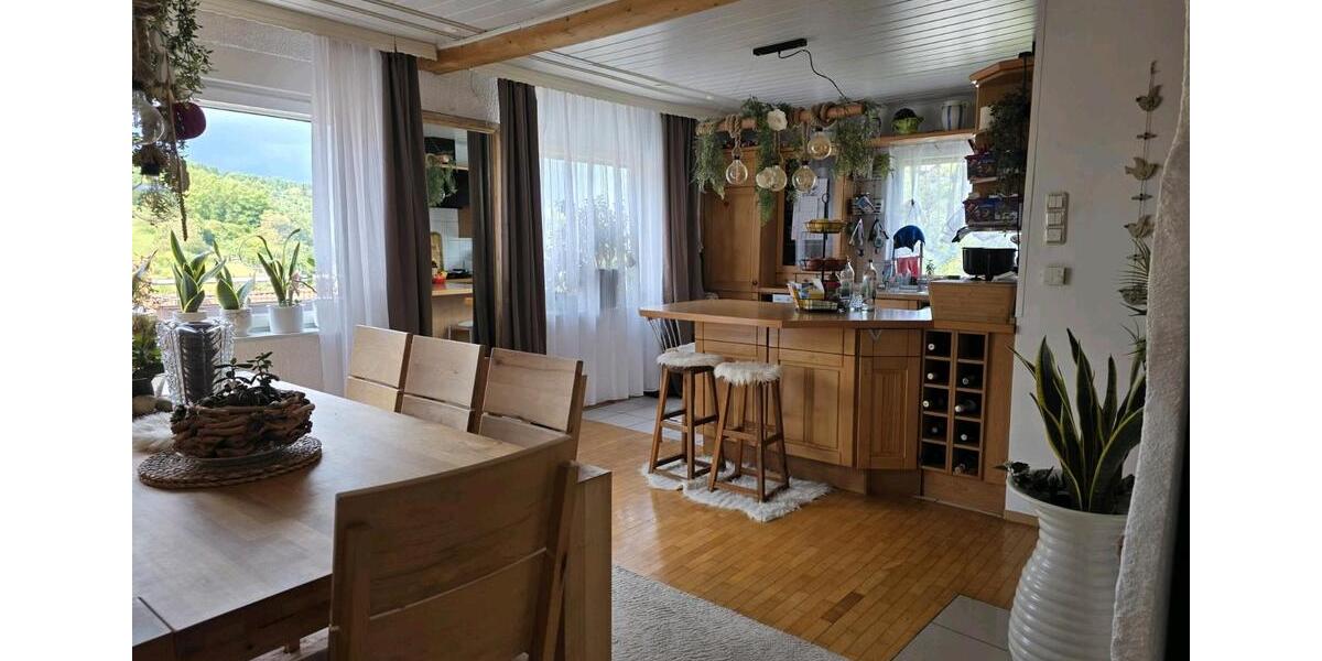 Einfamilienhaus Würzburg Dürrbachau - 7 Zimmer, 200 m&sup2;, 980.000&euro; | Angebot:26718064