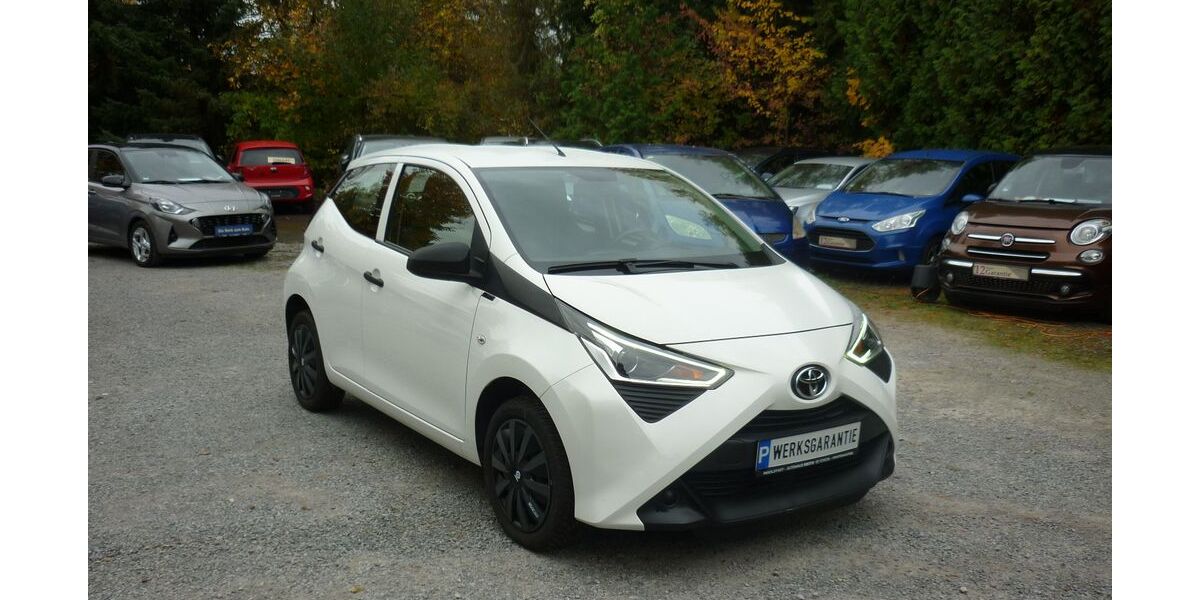 Toyota Aygo (X) 85.000 km 8.990 € Estenfeld bei Würzburg 97230