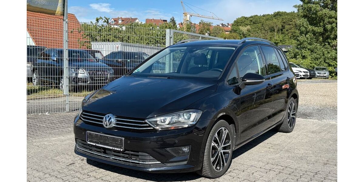 VW Golf Sportsvan 82.877 km 11.990 &euro; Würzburg 97076