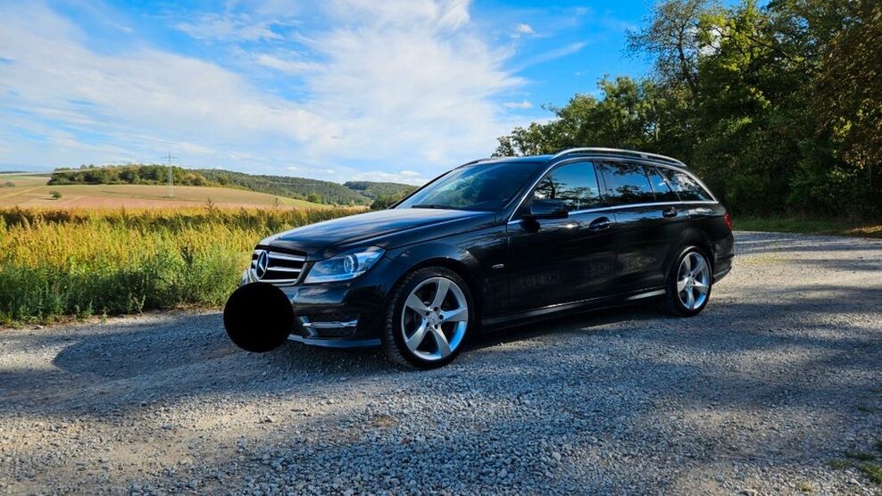 Mercedes-Benz C 300 184.000 km 15.500 € Karbach 97842