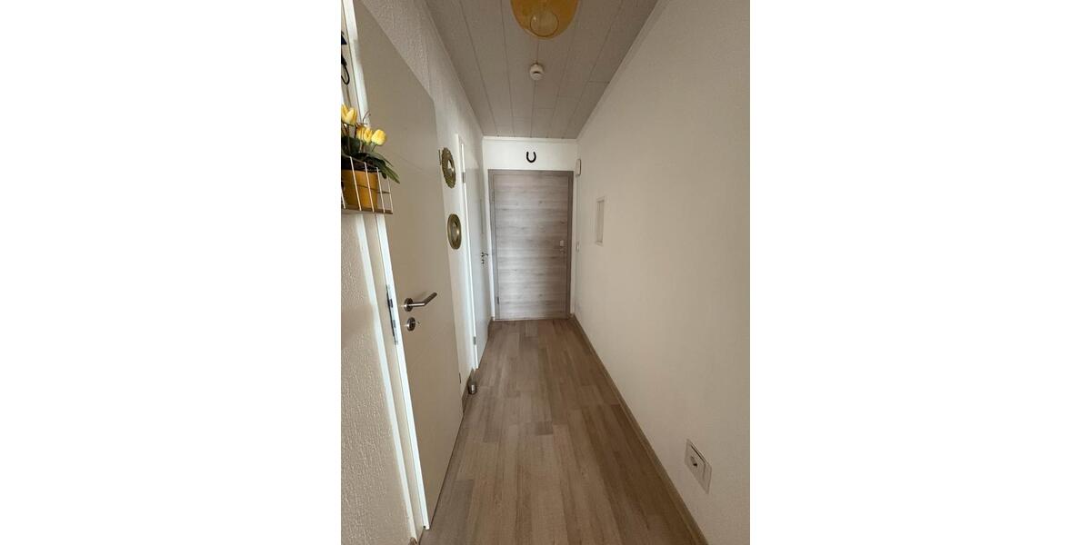 Helle 3-Zimmer-Wohnung mit Weitblick über Schweinfurt – Am Bergl 3 zimmer