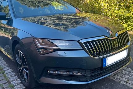 Skoda Superb 81.000 km 19.200 € Rottendorf 97228