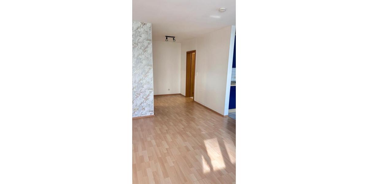 Etagenwohnung Würzburg Heuchelhof - 1 Zimmer, 39 m&sup2;, 720&euro; | Angebot:26671316