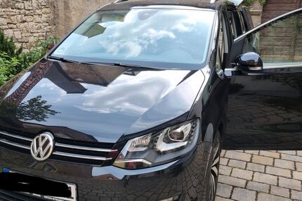 VW Sharan 122.000 km 19.900 € Dettelbach 97337