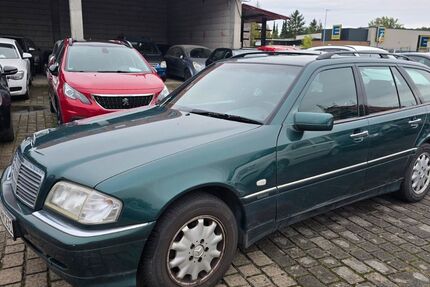 Mercedes-Benz C 180 190.000 km 2.700 € Randersacker 97236