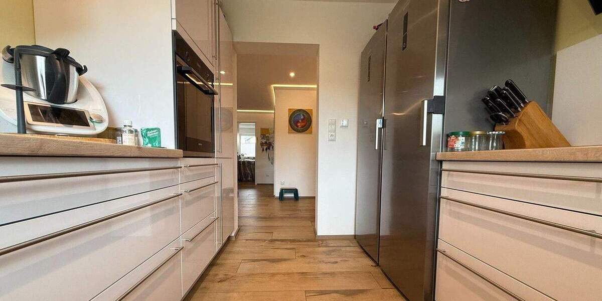 Etagenwohnung Veitshöchheim - 4 Zimmer, 101 m&sup2;, 399.000&euro; | Angebot:25139715