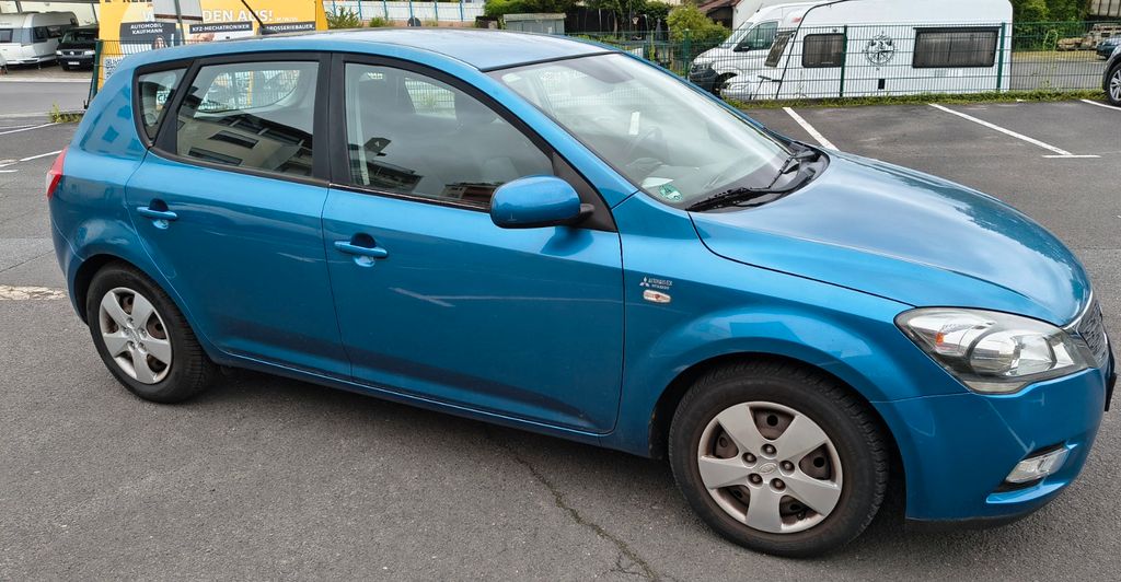 Kia ceed / Ceed 92.500 km 2.590 &euro; Veitshöchheim 97209