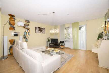 Wohnung Würzburg Heuchelhof - 3 Zimmer, 84 m&sup2;, 280.000&euro; | Angebot:25915488