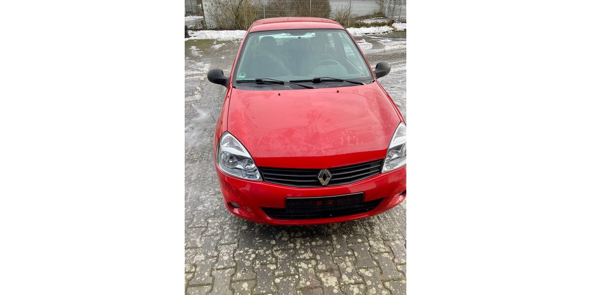 Renault Clio 105.000 km 3.300 &euro; Würzburg 97084